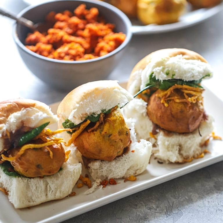 Savor Our Lunch Delights