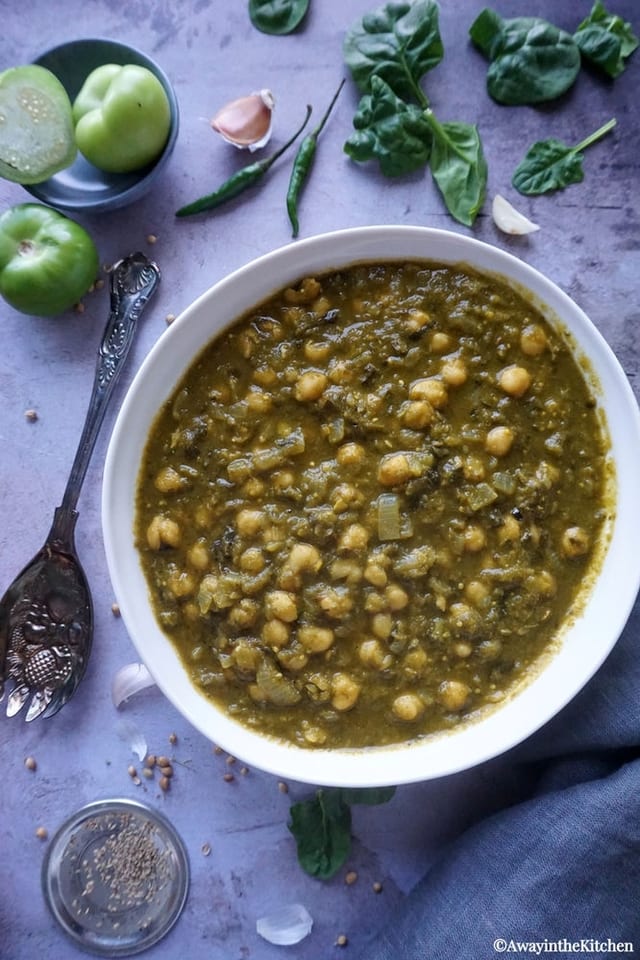 Saag Chole.