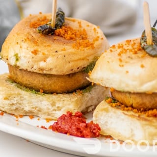 Signature Vada Pav