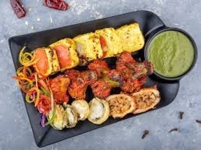 Tandoori Platter - Veg.